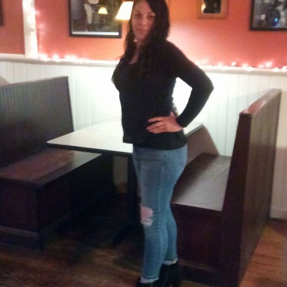 Meet your Posher, Deborah - Picture 1 of 1